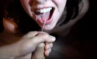 amateur cumshots in the mouth
